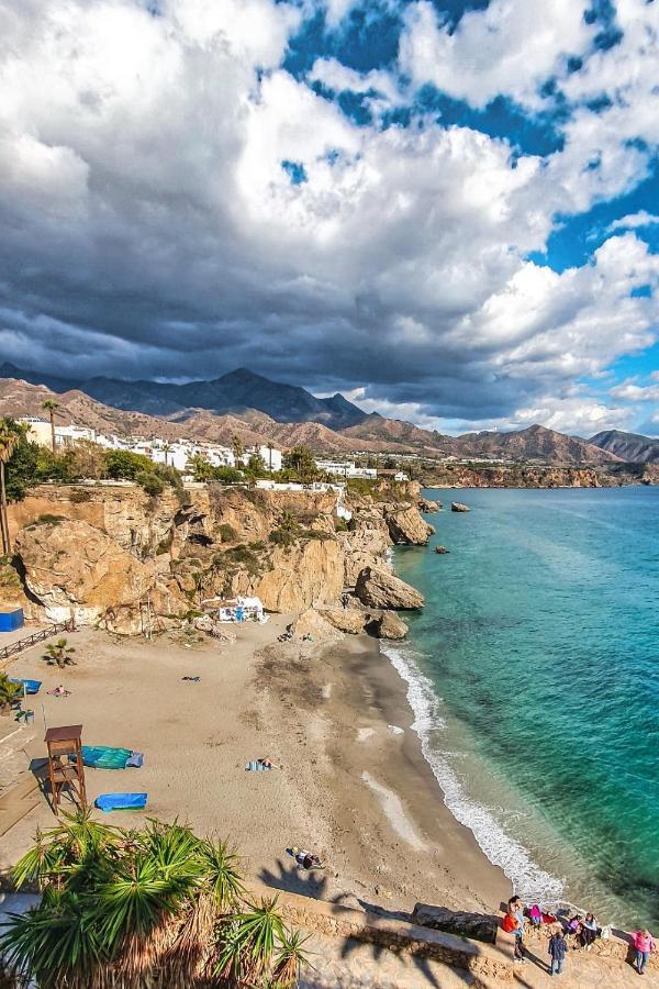 Casa Lola Centro De Nerja Villa Eksteriør bilde